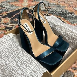 Steve Madden Amori Teal Satin Heels 8.5